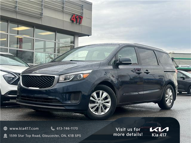 2017 Kia Sedona LX (Stk: 6342A) in Gloucester - Image 1 of 8