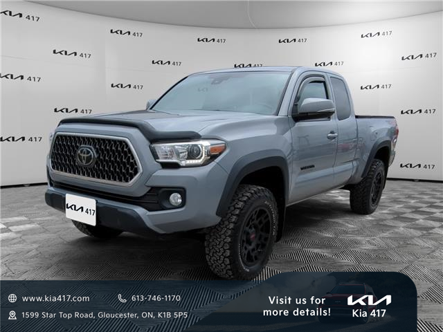 2018 Toyota Tacoma SR5 (Stk: W1611) in Gloucester - Image 1 of 42