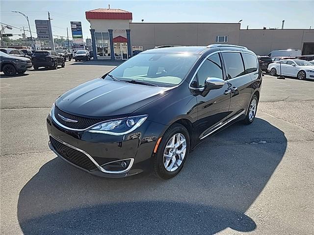 2017 Chrysler Pacifica Limited (Stk: 23093A) in Sherbrooke - Image 1 of 14