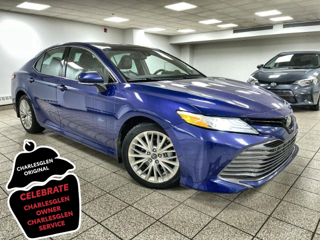 2018 Toyota Camry XLE V6 (Stk: 232235A) in Calgary - Image 1 of 23