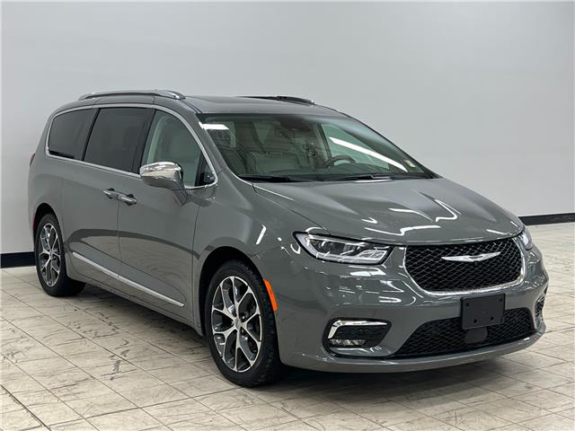2021 Chrysler Pacifica Limited (Stk: R220969A) in Courtenay - Image 1 of 23
