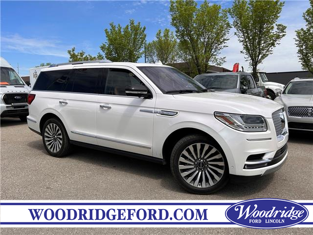 2018 Lincoln Navigator Reserve (Stk: 18423) in Calgary - Image 1 of 22