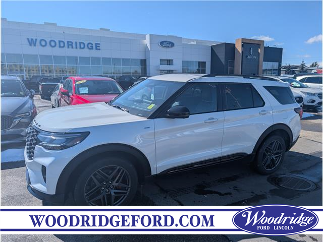 2025 Ford Explorer ST-Line (Stk: R-491A) in Calgary - Image 1 of 28
