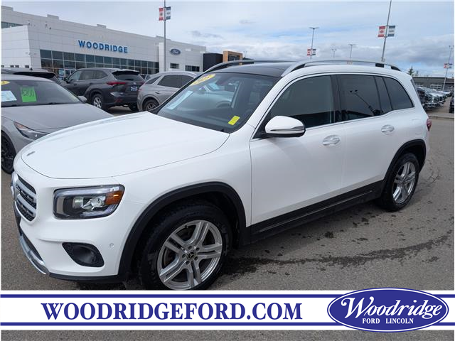 2023 Mercedes-Benz GLB 250 Base (Stk: 19105) in Calgary - Image 1 of 26