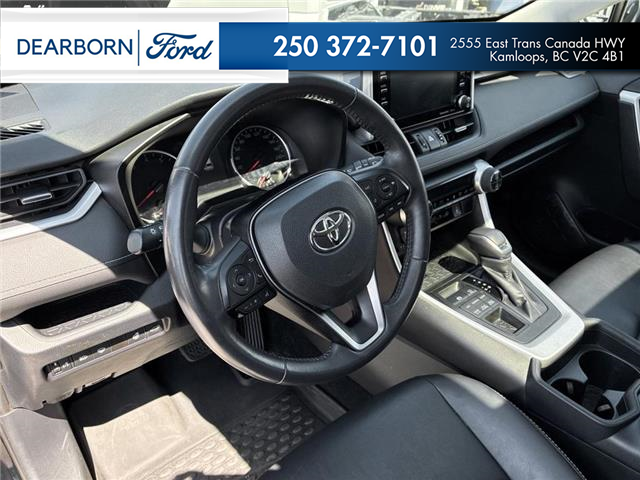 2019 Toyota RAV4 XLE (Stk: QT139AA) in Kamloops - Image 13 of 25