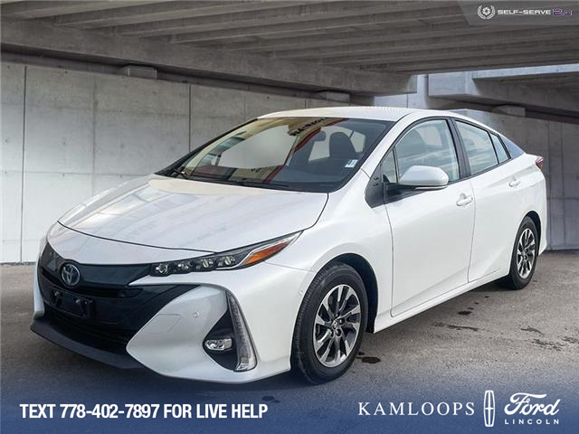 2021 Toyota Prius Prime Base (Stk: 23P048) in Kamloops - Image 1 of 26