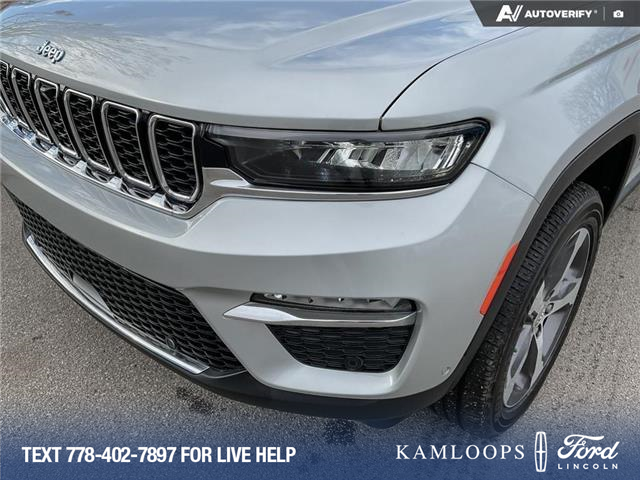 2023 Jeep Grand Cherokee 4xe Base (Stk: 9K2589) in Kamloops - Image 10 of 25
