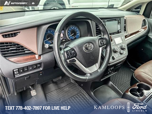 2020 Toyota Sienna XLE 7-Passenger (Stk: BT300B) in Kamloops - Image 13 of 25