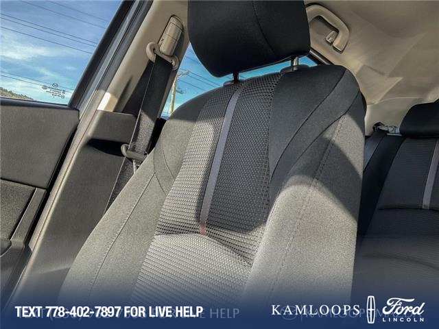 2018 Mazda Mazda3 Sport GS (Stk: YT049A) in Kamloops - Image 10 of 15