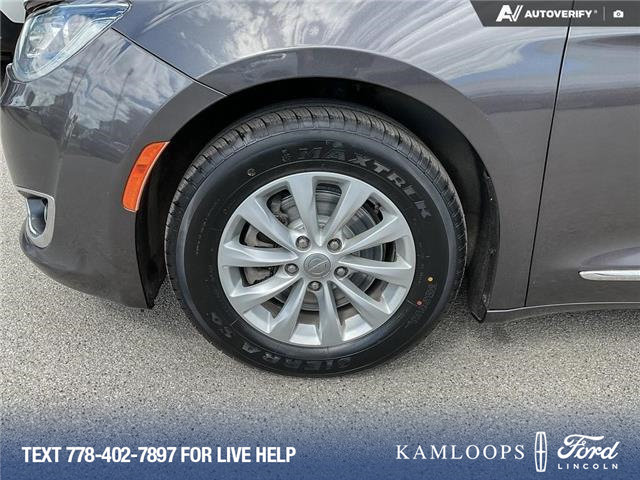 2017 Chrysler Pacifica Touring-L (Stk: 6C0182A) in Kamloops - Image 6 of 23