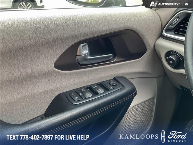 2017 Chrysler Pacifica Touring-L (Stk: 6C0182A) in Kamloops - Image 15 of 23