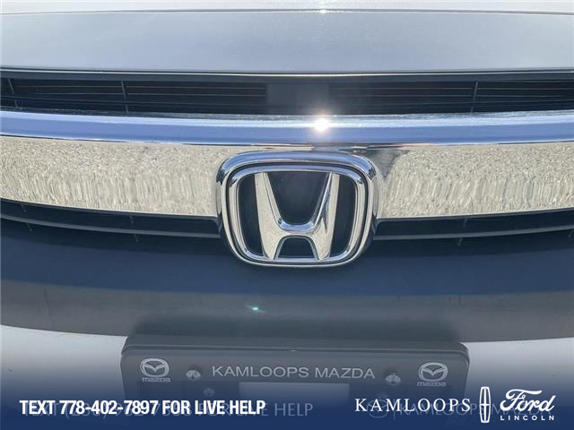 2018 Honda Civic Touring (Stk: P3935) in Kamloops - Image 9 of 25