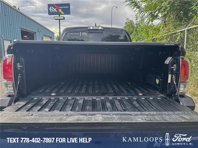 2019 Toyota Tacoma TRD Off Road (Stk: T6450B) in Kamloops - Image 12 of 25