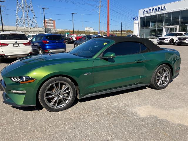 2022 Ford Mustang GT Premium (Stk: 975100) in Ottawa - Image 1 of 21