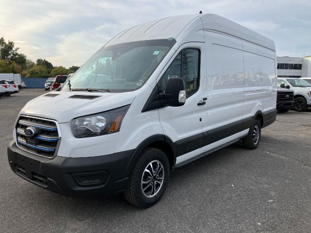 2023 Ford E-Transit-350 Cargo Base (Stk: 2304620) in Ottawa - Image 1 of 16