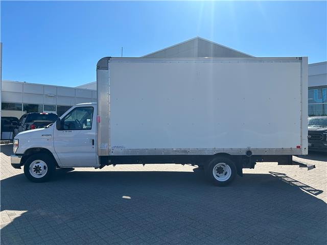 2019 Ford E-450 Cutaway Base (Stk: 979290) in Ottawa - Image 3 of 12 2019 Ford E-450 Cutaway Base (Stk: 979290) in Ottawa - Image 3 of 12