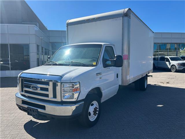 2019 Ford E-450 Cutaway Base (Stk: 979290) in Ottawa - Image 1 of 12 2019 Ford E-450 Cutaway Base (Stk: 979290) in Ottawa - Image 1 of 12