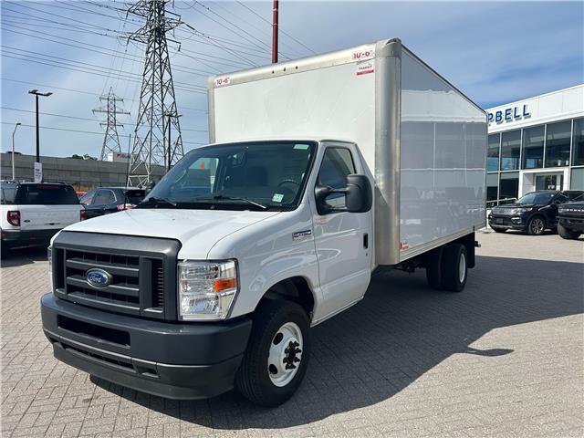 2023 Ford E-450 Cutaway Base (Stk: 978840) in Ottawa - Image 1 of 13 2023 Ford E-450 Cutaway Base (Stk: 978840) in Ottawa - Image 1 of 13