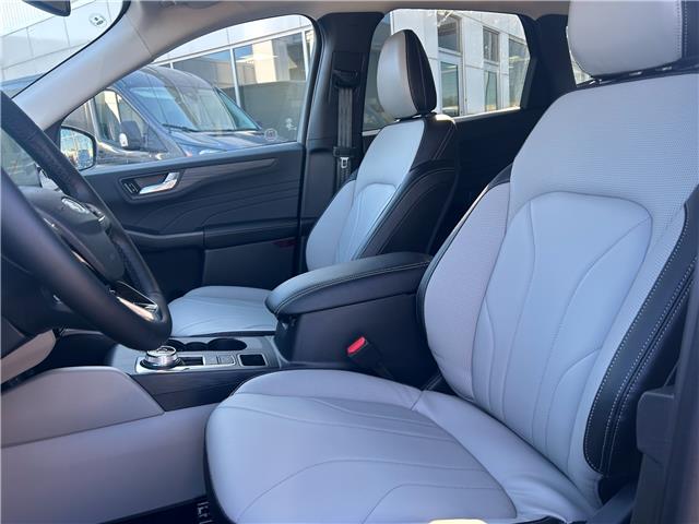 2026 Ford Escape Platinum (Stk: 2600140) in Ottawa - Image 8 of 15