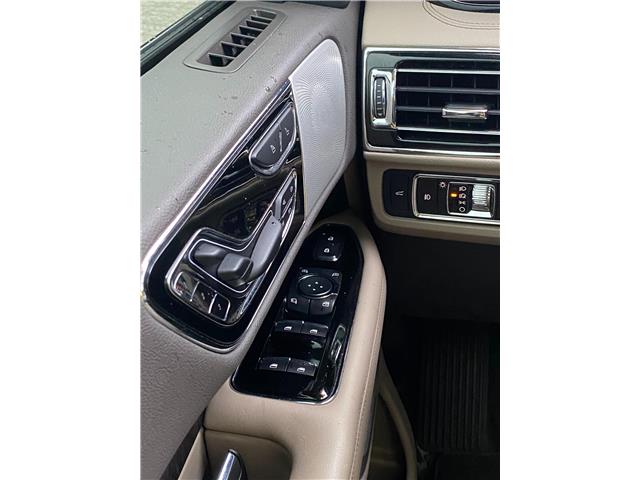 2022 Lincoln Navigator Reserve (Stk: 979670) in Ottawa - Image 17 of 21
