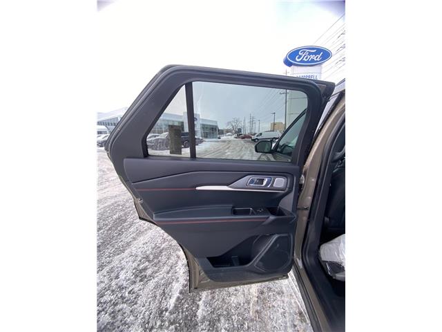 2026 Ford Explorer ST (Stk: 2600590) in Ottawa - Image 7 of 23