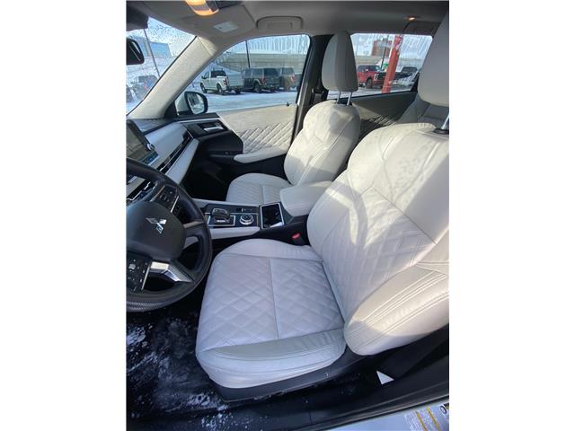 2024 Mitsubishi Outlander (Stk: 2508112) in Ottawa - Image 10 of 25 2024 Mitsubishi Outlander (Stk: 2508112) in Ottawa - Image 10 of 25