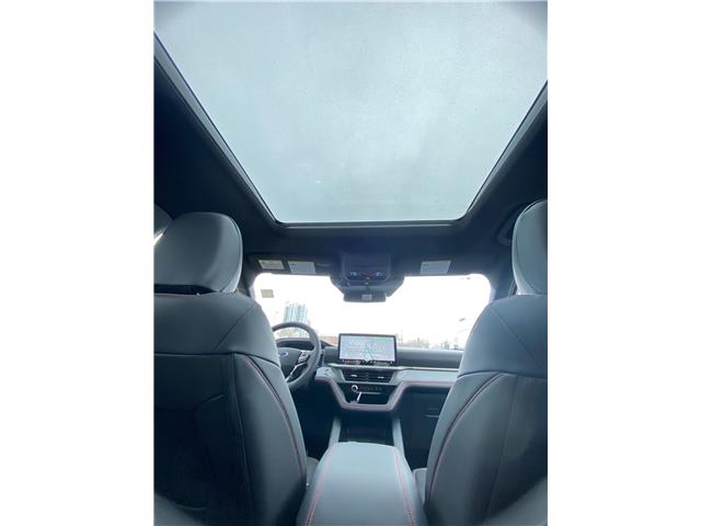 2026 Ford Explorer ST (Stk: 2601110) in Ottawa - Image 17 of 26