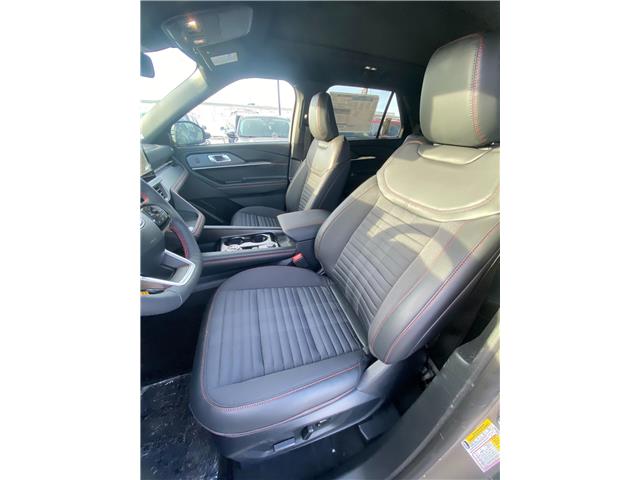 2026 Ford Explorer ST-Line (Stk: 2601290) in Ottawa - Image 8 of 24