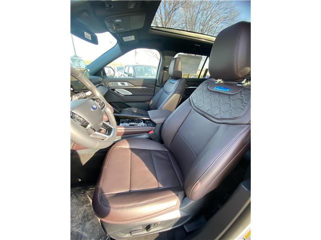 2026 Ford Explorer Platinum (Stk: 2603410) in Ottawa - Image 8 of 30