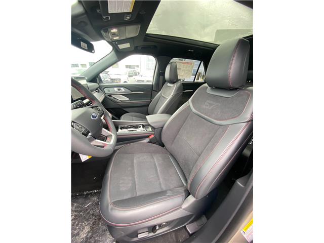 2026 Ford Explorer ST (Stk: 2600590) in Ottawa - Image 10 of 31