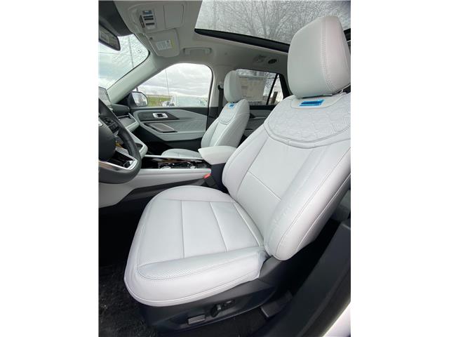 2026 Ford Explorer Platinum (Stk: 2603280) in Ottawa - Image 8 of 34