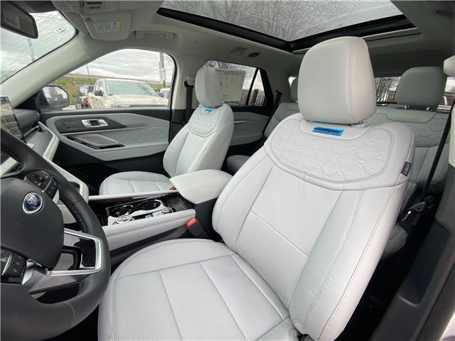 2026 Ford Explorer Platinum (Stk: 2603280) in Ottawa - Image 9 of 34