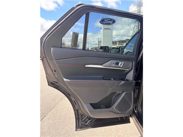 2026 Ford Explorer ST-Line (Stk: 2603910) in Ottawa - Image 8 of 28