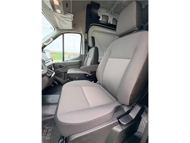 2026 Ford Transit-350 Cargo Base (Stk: 2603540) in Ottawa - Image 11 of 25