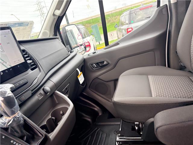 2026 Ford Transit-350 Cargo Base (Stk: 2603540) in Ottawa - Image 13 of 25