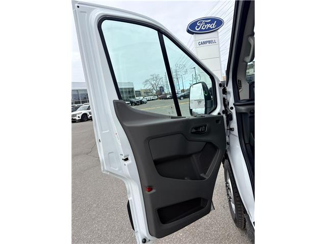 2026 Ford Transit-350 Cargo Base (Stk: 2603540) in Ottawa - Image 9 of 25