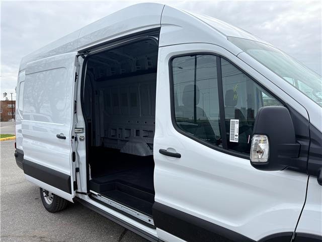 2026 Ford Transit-350 Cargo Base (Stk: 2603540) in Ottawa - Image 8 of 25