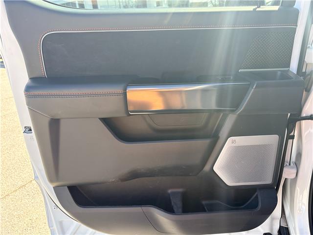 2025 Ford F-150 Raptor (Stk: 2603261) in Ottawa - Image 17 of 34