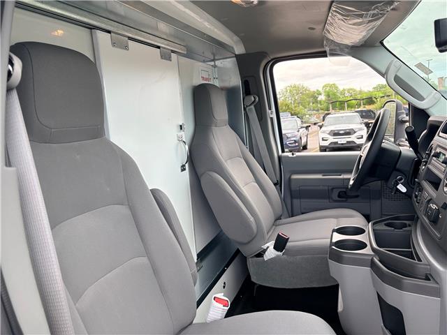 2027 Ford E-450 Cutaway Base (Stk: 2700000) in Ottawa - Image 21 of 22