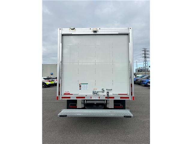 2027 Ford E-450 Cutaway Base (Stk: 2700000) in Ottawa - Image 5 of 22