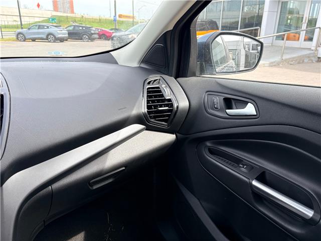 2018 Ford Escape SEL (Stk: 980810) in Ottawa - Image 17 of 28