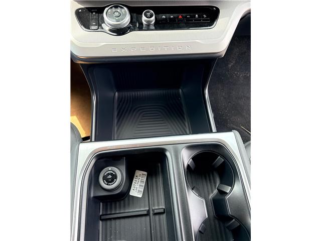 2026 Ford Expedition Max Active (Stk: 2604810) in Ottawa - Image 28 of 31 2026 Ford Expedition Max Active (Stk: 2604810) in Ottawa - Image 28 of 31
