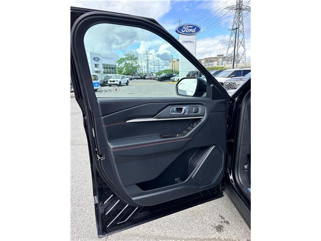 2026 Ford Explorer ST-Line (Stk: 2604520) in Ottawa - Image 8 of 32