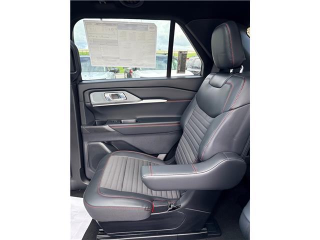 2026 Ford Explorer ST-Line (Stk: 2604520) in Ottawa - Image 14 of 32