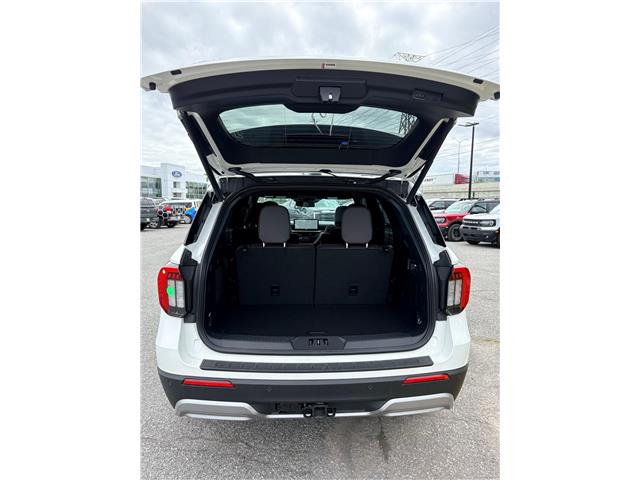 2026 Ford Explorer Platinum (Stk: 2604580) in Ottawa - Image 7 of 35