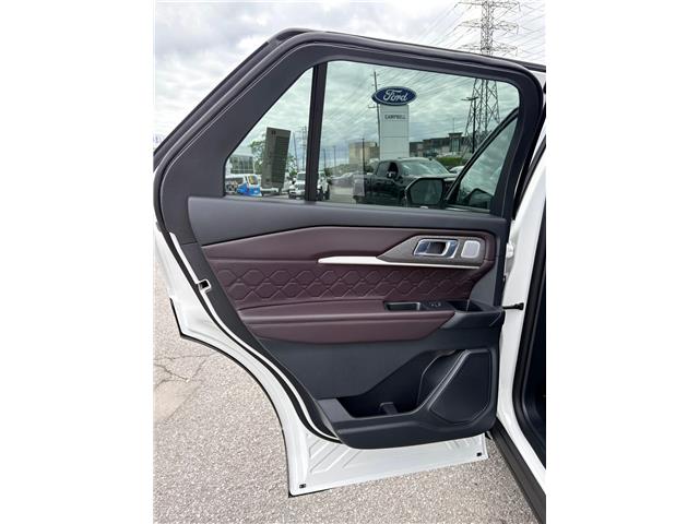 2026 Ford Explorer Platinum (Stk: 2604580) in Ottawa - Image 9 of 35