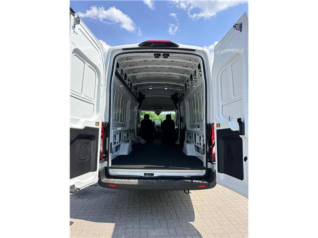 2026 Ford Transit-350 Cargo Base (Stk: 2604040) in Ottawa - Image 7 of 22