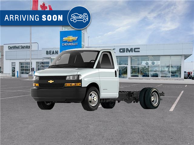 2025 Chevrolet Express Cutaway Work Van (Stk: 70219) in Carleton Place - Image 1 of 1
