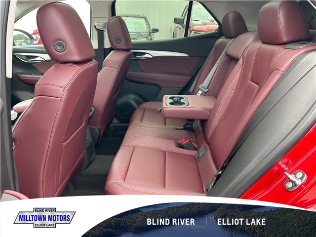2025 Buick Envision Sport Touring (Stk: 31726B) in Blind River - Image 4 of 6