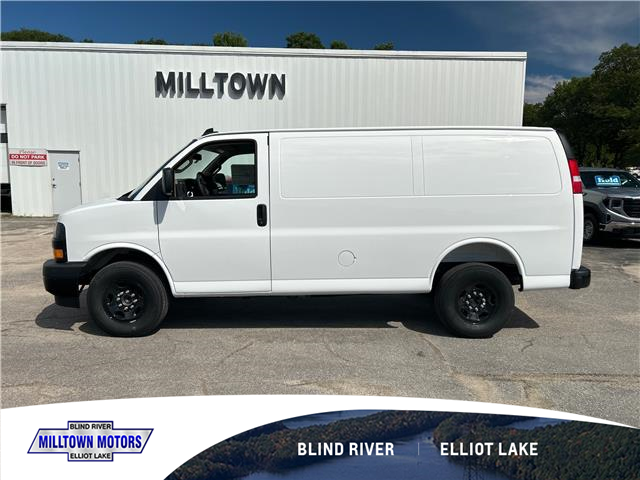 2025 Chevrolet Express 2500 Work Van (Stk: 31863B) in Blind River - Image 2 of 4